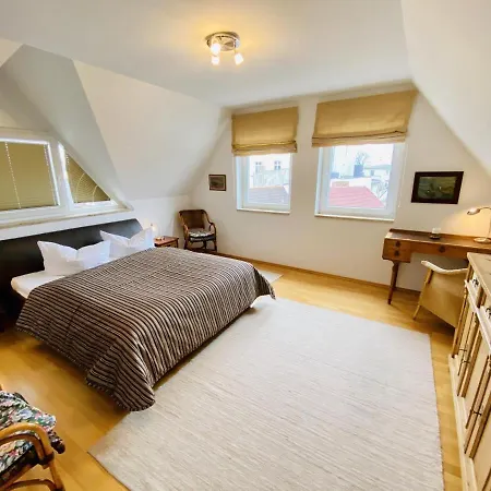 Kapitaenshaus Moewenblick רוסטוק