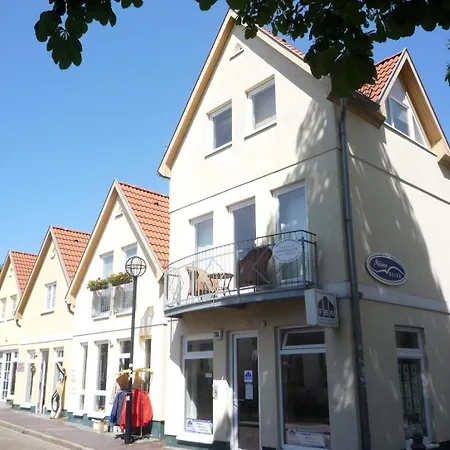 Kapitaenshaus Moewenblick * 로스토크